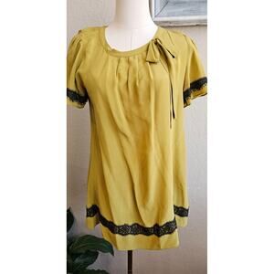 Twelve By Twelve Women's Pleated Lace Trim Silk Pullover Top Size‎ S Chartreuse